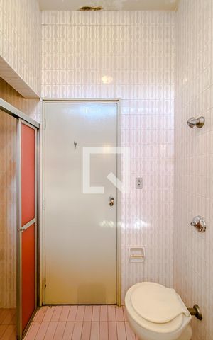 Casa para alugar com 153m², 3 quartos e 4 vagasBanheiro Social