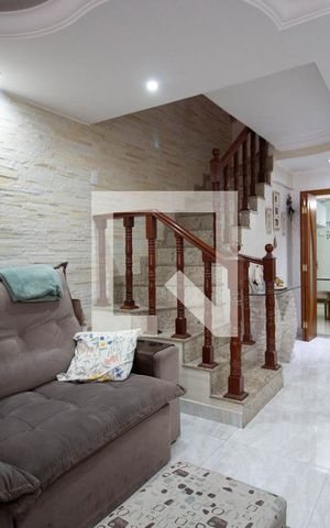 Casa para alugar com 249m², 2 quartos e 1 vaga Casa para alugar com 249m², 2 quartos e 1 vagaSala
