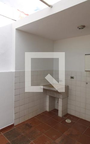 Casa para alugar com 79m², 1 quarto e 1 vagaÁrea de Serviço