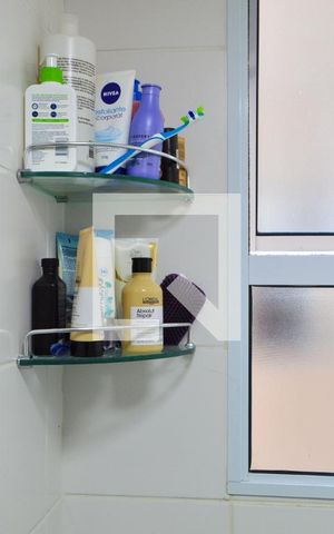 Apartamento para alugar com 49m², 2 quartos e 1 vaga Apartamento para alugar com 49m², 2 quartos e 1 vagaBanheiro
