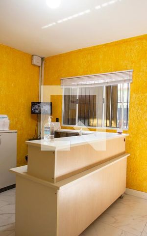 Casa à venda com 162m², 2 quartos e 1 vagaSala