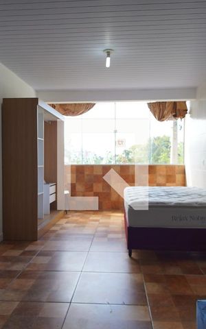 Casa para alugar com 50m², 1 quarto e sem vagaSuíte