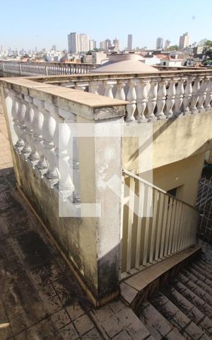 Apartamento à venda com 190m², 3 quartos e 4 vagasLaje