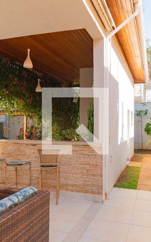Casa de condomínio à venda com 268m², 3 quartos e 4 vagas Casa de condomínio à venda com 268m², 3 quartos e 4 vagasEspaço Gourmet