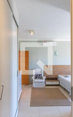 Casa de condomínio à venda com 268m², 3 quartos e 4 vagas Casa de condomínio à venda com 268m², 3 quartos e 4 vagasSuíte 1