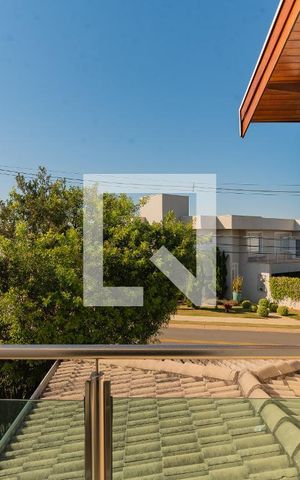 Casa de condomínio à venda com 268m², 3 quartos e 4 vagas Casa de condomínio à venda com 268m², 3 quartos e 4 vagasSacada da Suíte 3