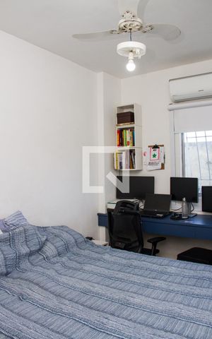 Apartamento à venda com 66m², 2 quartos e 1 vagaQuarto 02