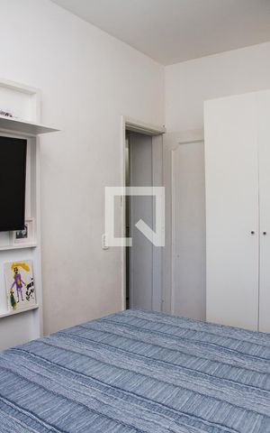 Apartamento à venda com 66m², 2 quartos e 1 vagaQuarto 02