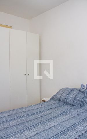 Apartamento à venda com 66m², 2 quartos e 1 vagaQuarto 02