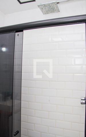 Apartamento à venda com 66m², 2 quartos e 1 vagaBanheiro Social