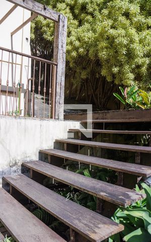 Casa à venda com 700m², 4 quartos e 6 vagasQuintal