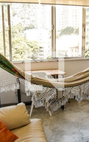 Apartamento à venda com 42m², 1 quarto e sem vagaSala