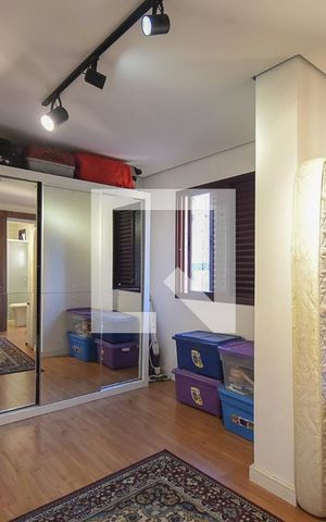 Apartamento à venda com 89m², 2 quartos e 3 vagas Apartamento à venda com 89m², 2 quartos e 3 vagasSuíte
