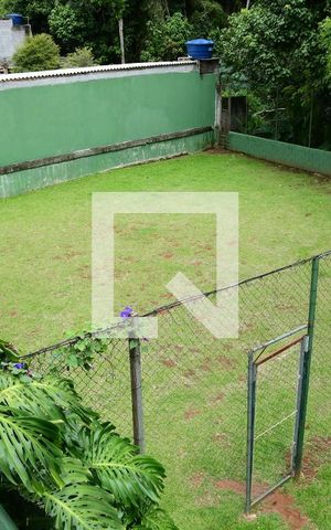 Casa de condomínio para alugar com 90m², 3 quartos e 2 vagasCampo