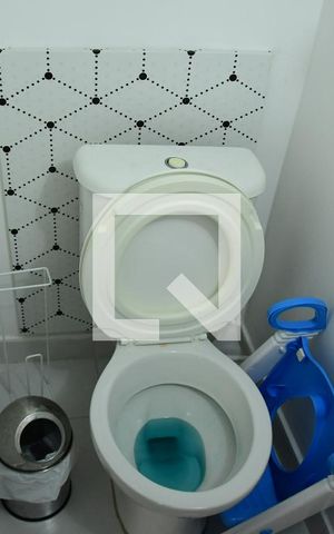 Casa de condomínio para alugar com 90m², 3 quartos e 2 vagasLavabo
