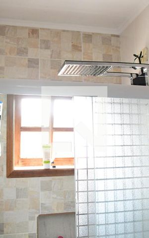 Casa de condomínio para alugar com 90m², 3 quartos e 2 vagasBanheiro da Suíte