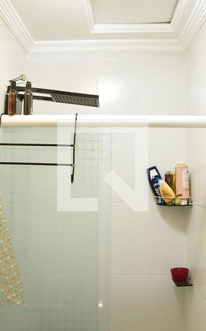 Casa de condomínio para alugar com 90m², 3 quartos e 2 vagasBanheiro social