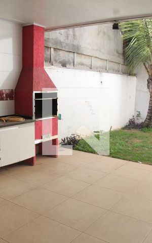 Casa à venda com 135m², 3 quartos e 2 vagasÁrea Externa