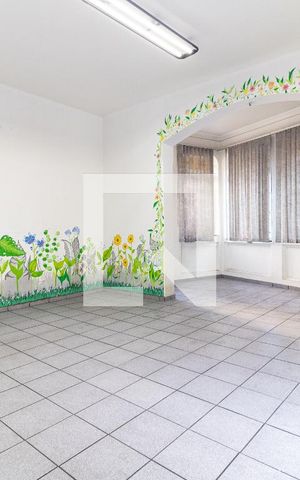 Casa à venda com 304m², 4 quartos e 5 vagasSala 1