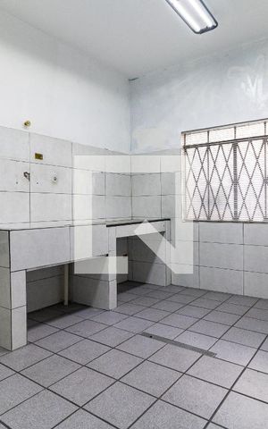 Casa à venda com 304m², 4 quartos e 5 vagasEscritório 