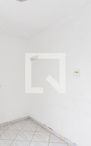 Casa para alugar com 100m², 2 quartos e sem vagaÁrea de Serviço
