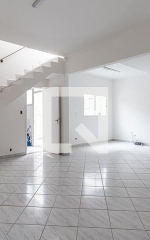 Casa para alugar com 100m², 2 quartos e sem vagaSala