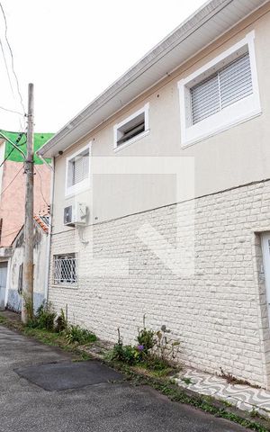 Casa para alugar com 100m², 2 quartos e sem vagaFachada