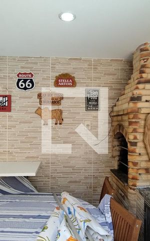 Casa à venda com 260m², 4 quartos e 2 vagas Casa à venda com 260m², 4 quartos e 2 vagasarea gourmet