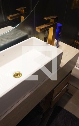 Casa à venda com 267m², 3 quartos e 4 vagas Casa à venda com 267m², 3 quartos e 4 vagasBanheiro Quarto 3