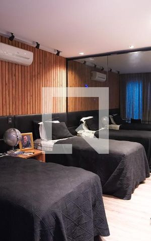 Casa à venda com 267m², 3 quartos e 4 vagas Casa à venda com 267m², 3 quartos e 4 vagasQuarto 3