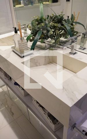 Casa à venda com 267m², 3 quartos e 4 vagas Casa à venda com 267m², 3 quartos e 4 vagasBanheiro Quarto 2