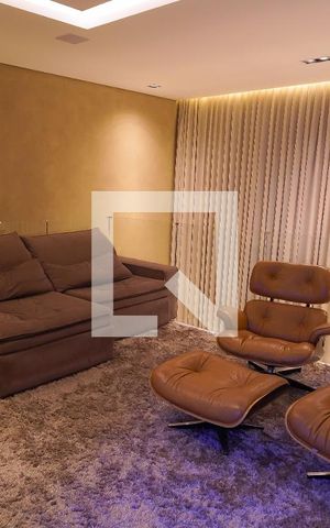 Casa à venda com 267m², 3 quartos e 4 vagas Casa à venda com 267m², 3 quartos e 4 vagasSala 2