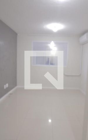 Apartamento à venda com 42m², 2 quartos e 1 vagaSala