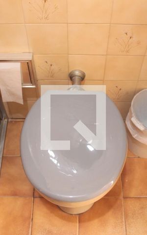 Casa à venda com 150m², 2 quartos e 3 vagasBanheiro