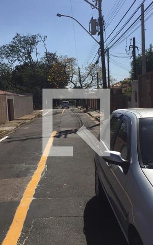 Casa à venda com 150m², 2 quartos e 3 vagas Casa à venda com 150m², 2 quartos e 3 vagasVista da Rua