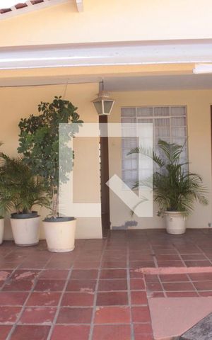 Casa à venda com 150m², 2 quartos e 3 vagasGaragem