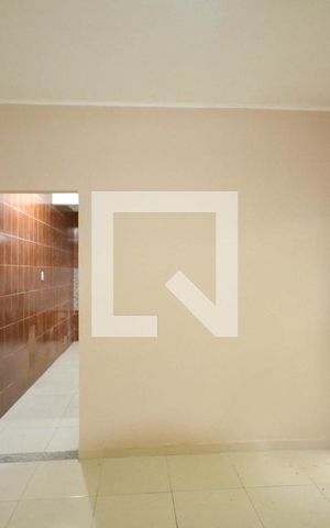 Casa para alugar com 122m², 1 quarto e sem vaga Casa para alugar com 122m², 1 quarto e sem vagaSala