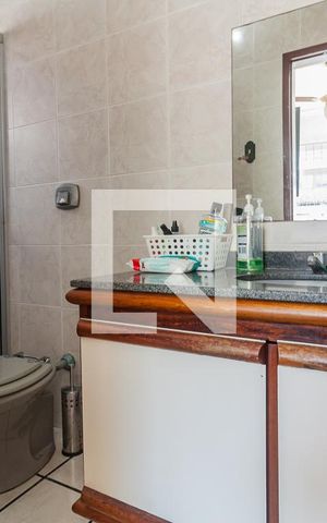 Casa para alugar com 130m², 3 quartos e 3 vagasBanheiro 2