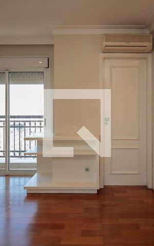 Apartamento à venda com 334m², 4 quartos e 6 vagas Apartamento à venda com 334m², 4 quartos e 6 vagasSuíte 2
