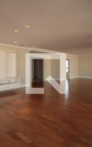 Apartamento à venda com 334m², 4 quartos e 6 vagas Apartamento à venda com 334m², 4 quartos e 6 vagasSala