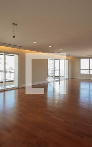 Apartamento à venda com 334m², 4 quartos e 6 vagas Apartamento à venda com 334m², 4 quartos e 6 vagasSala