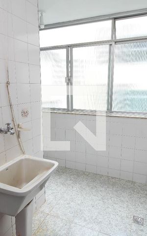 Apartamento para alugar com 90m², 2 quartos e sem vaga Apartamento para alugar com 90m², 2 quartos e sem vagaÁrea de Serviço