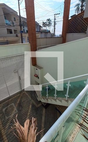 Casa à venda com 150m², 3 quartos e 3 vagas Casa à venda com 150m², 3 quartos e 3 vagasVaranda 1