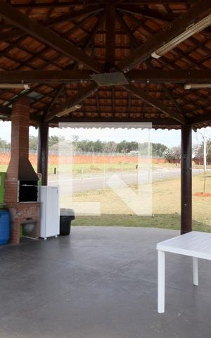 Casa de condomínio para alugar com 230m², 3 quartos e 4 vagasÁrea comum - Churrasqueira