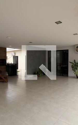 Casa de condomínio para alugar com 230m², 3 quartos e 4 vagasGaragem