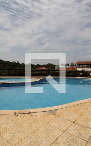 Casa de condomínio para alugar com 230m², 3 quartos e 4 vagasÁrea comum - Piscina