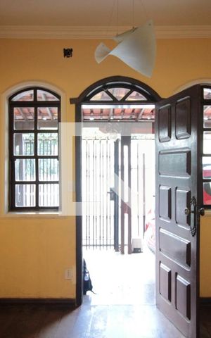 Casa à venda com 360m², 7 quartos e 2 vagasSala