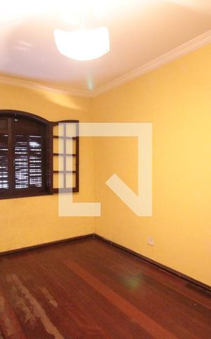 Casa à venda com 360m², 7 quartos e 2 vagasQuarto 2