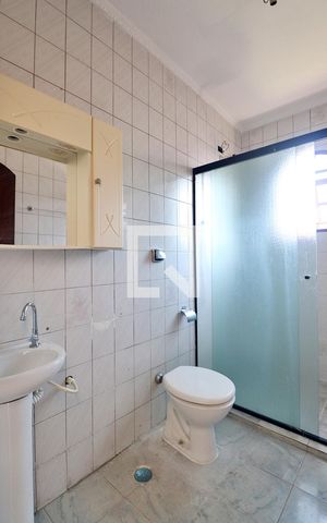 Casa à venda com 100m², 3 quartos e 2 vagasBanheiro Social