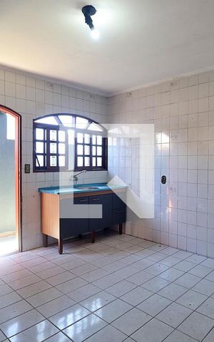 Casa à venda com 100m², 3 quartos e 2 vagasCozinha